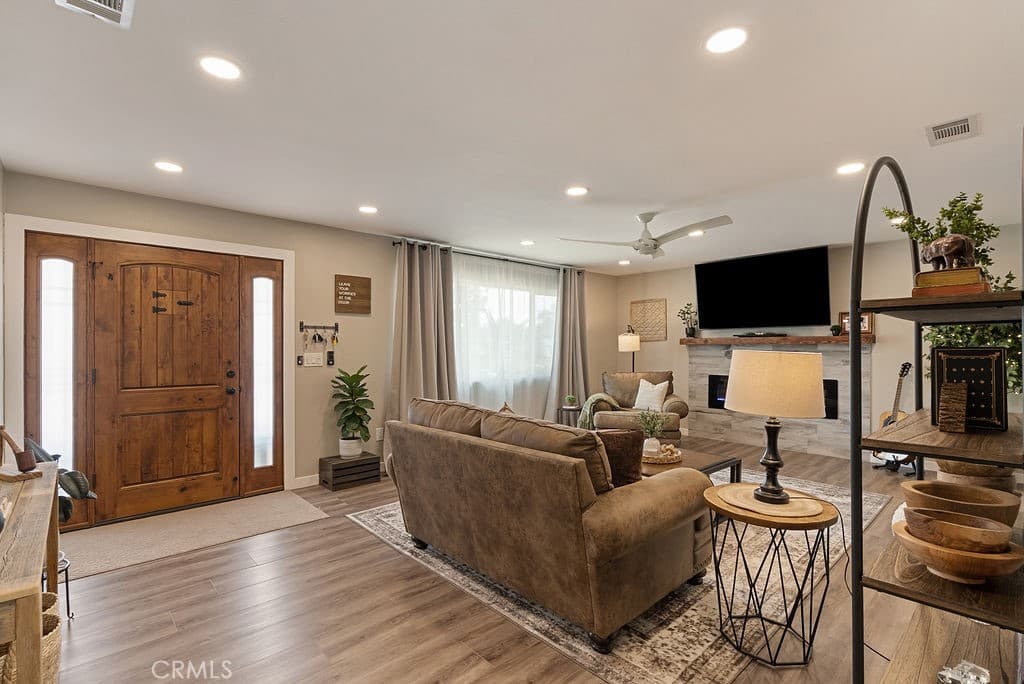 Home at 203 S Elwood, Glendora — photo 7 of 12