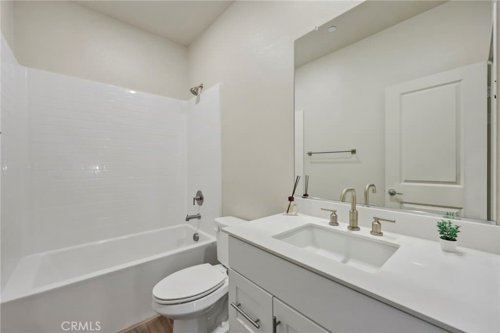 Condo at 1112 Cardinal Way, Covina — photo 11 of 12