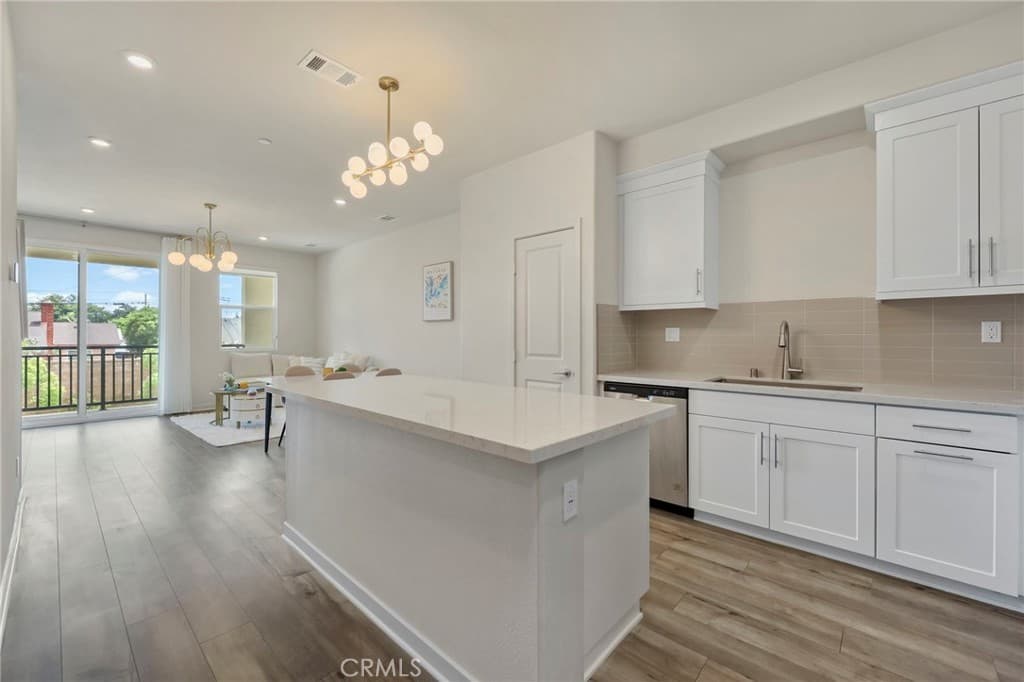 Condo at 1112 Cardinal Way, Covina — photo 6 of 12