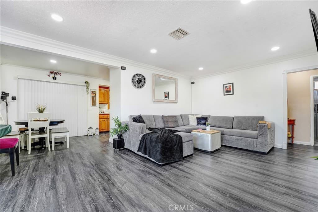 Home at 14813 Jeremie, Baldwin Park — photo 2 of 7