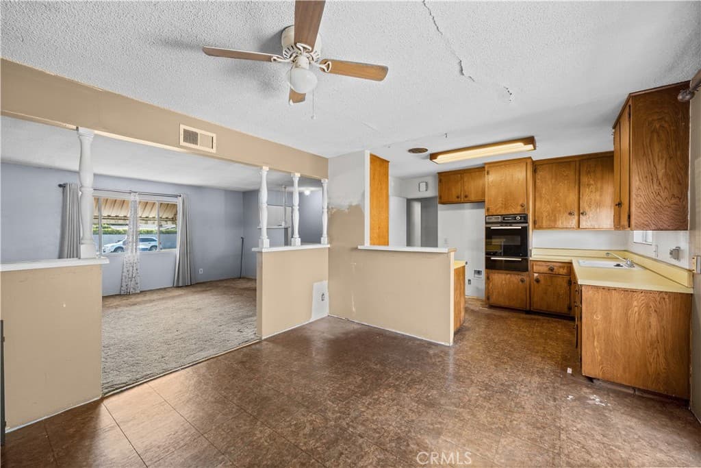 Home at 412 S Vecino Avenue, Glendora — photo 8 of 12