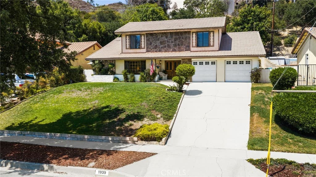 Home at 1939 Fernridge, San Dimas — photo 2 of 12