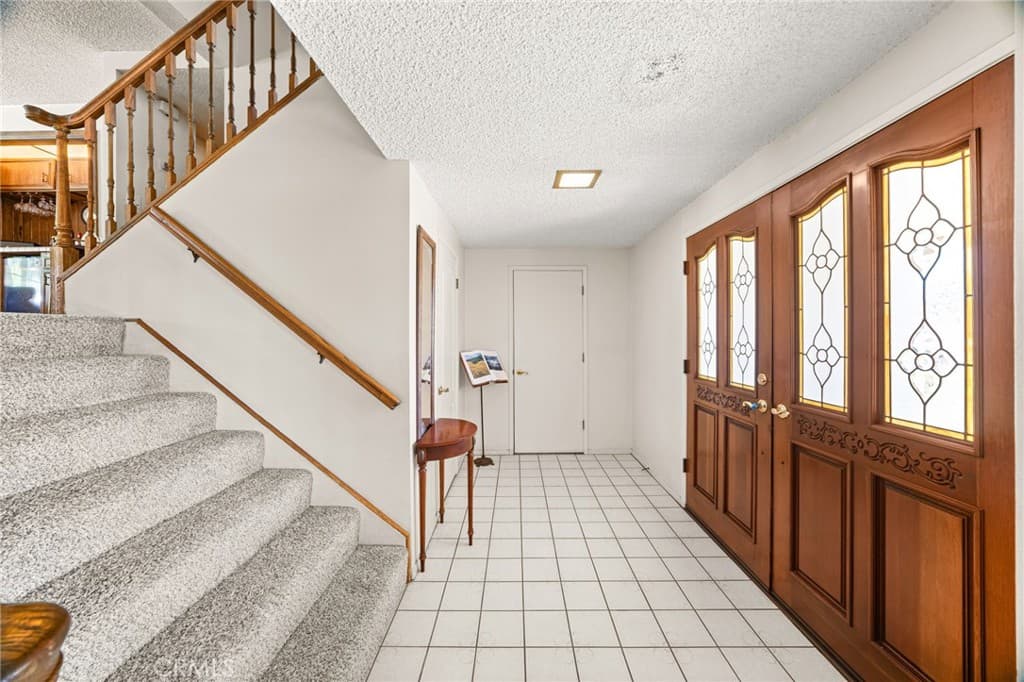 Home at 1939 Fernridge, San Dimas — photo 5 of 12