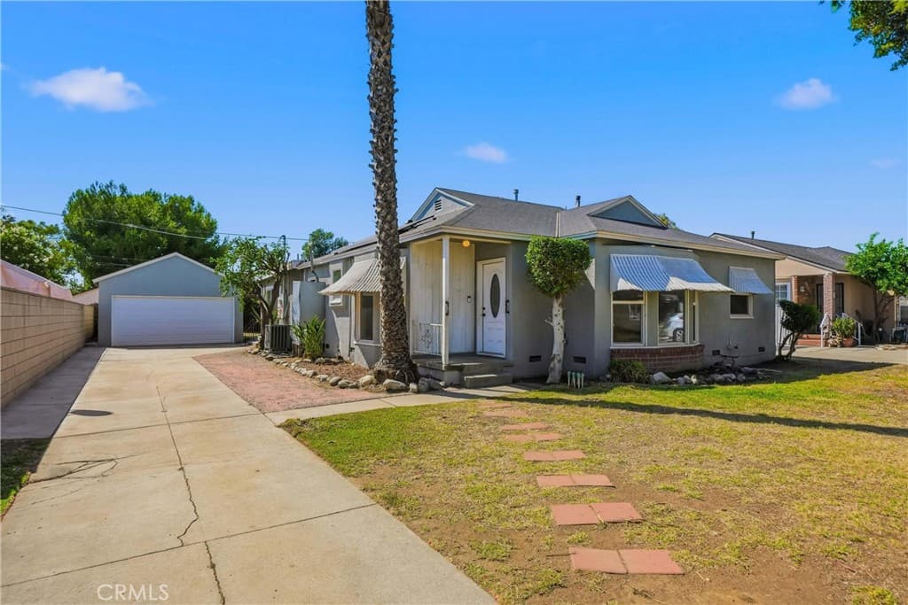 Home at 209 N Broadmoor, West Covina — photo 3 of 12