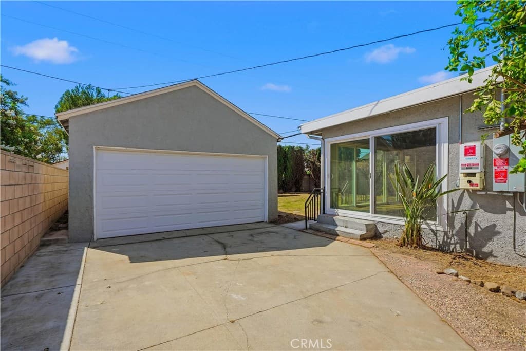 Home at 209 N Broadmoor, West Covina — photo 4 of 12