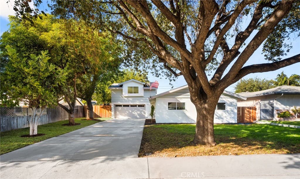 Home at 919 Majella Avenue, La Verne — photo 3 of 12