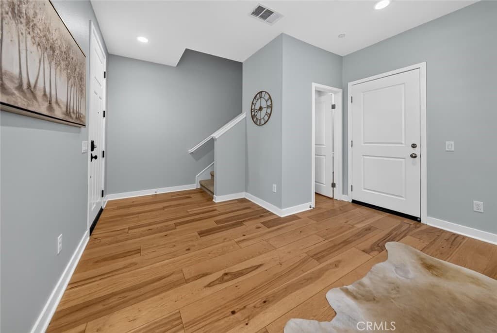 Condo at 553 W Foothill Boulevard 130, Glendora — photo 7 of 12