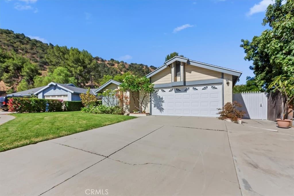 Home at 1167 Reggio Place, Pomona — photo 2 of 12