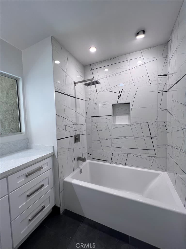 Home at 285 E Mckinley Avenue, Pomona — photo 3 of 9