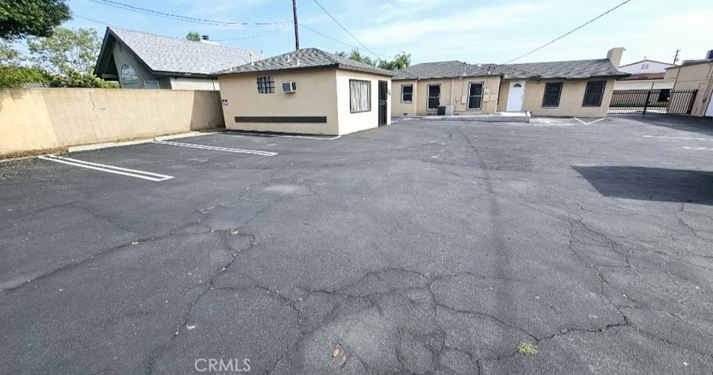 Commercial at 610 N Azusa Avenue, West Covina — photo 9 of 12