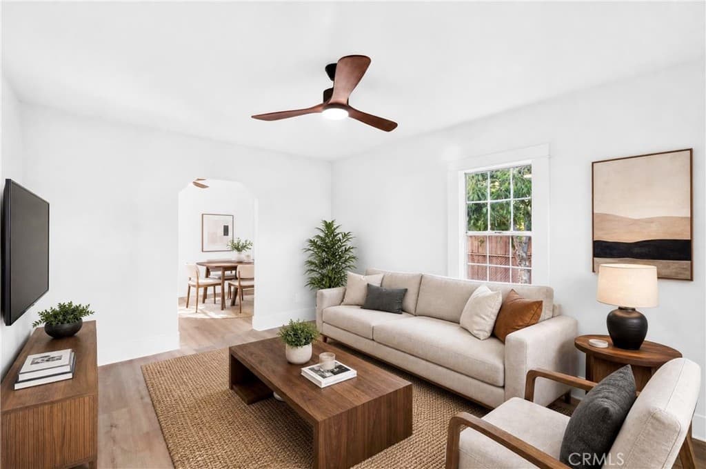 Home at 921 W Grand, Pomona — photo 5 of 12