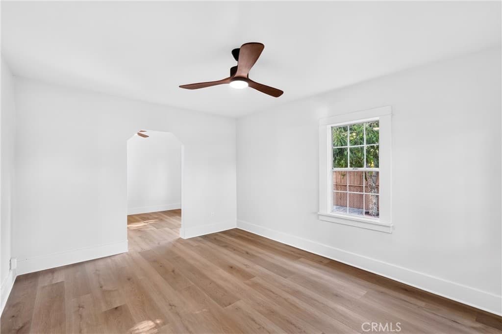 Home at 921 W Grand, Pomona — photo 6 of 12