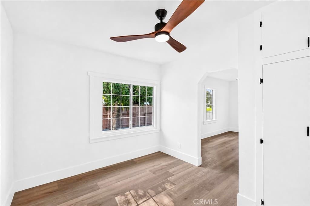 Home at 921 W Grand, Pomona — photo 10 of 12