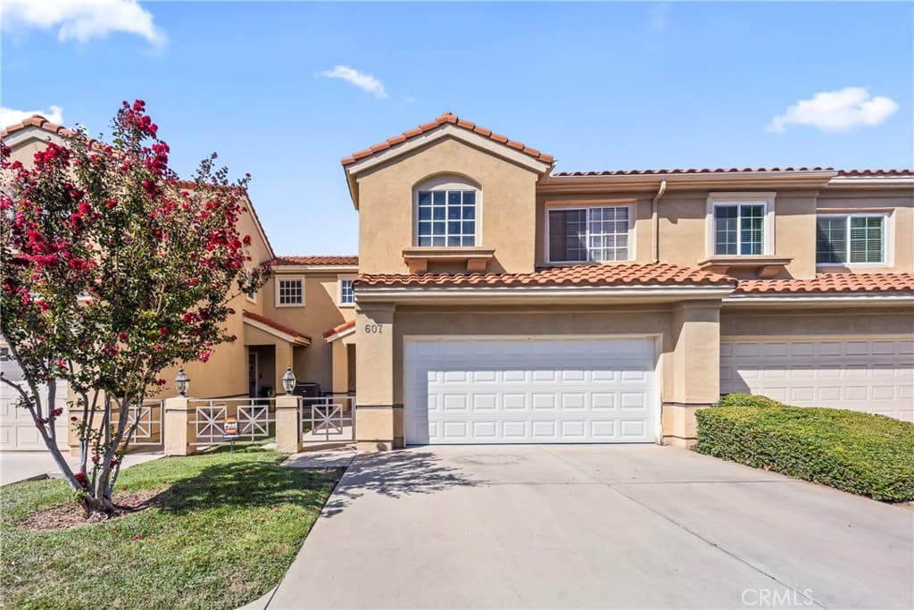 Townhouse at 607 Wild Rose, San Dimas — photo 2 of 12
