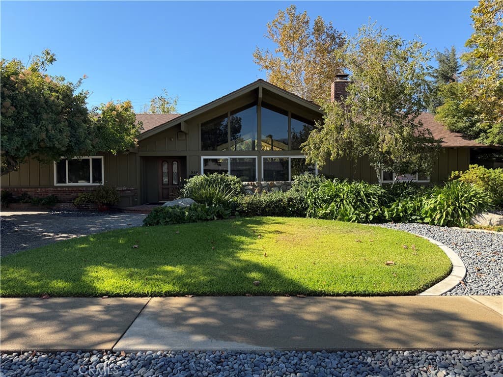 Home at 838 Maryhurst, Claremont — photo 1 of 3