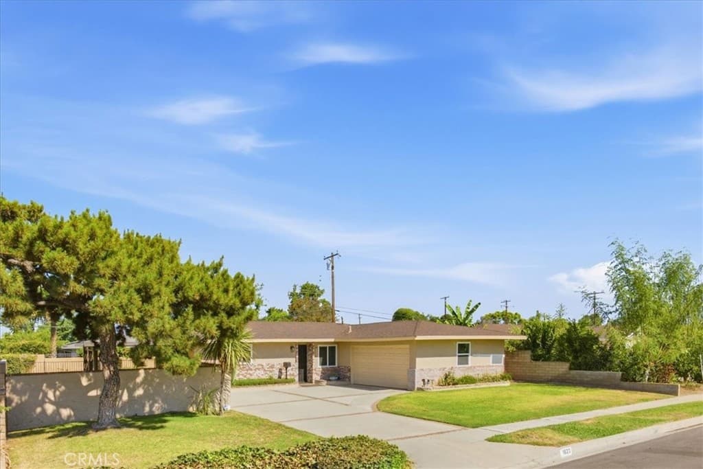 Home at 1623 S Lang, West Covina — photo 3 of 12