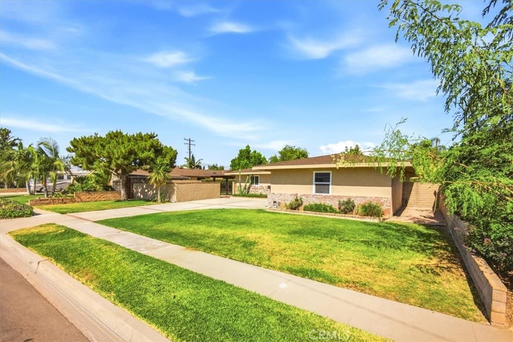 Home at 1623 S Lang, West Covina — photo 4 of 12