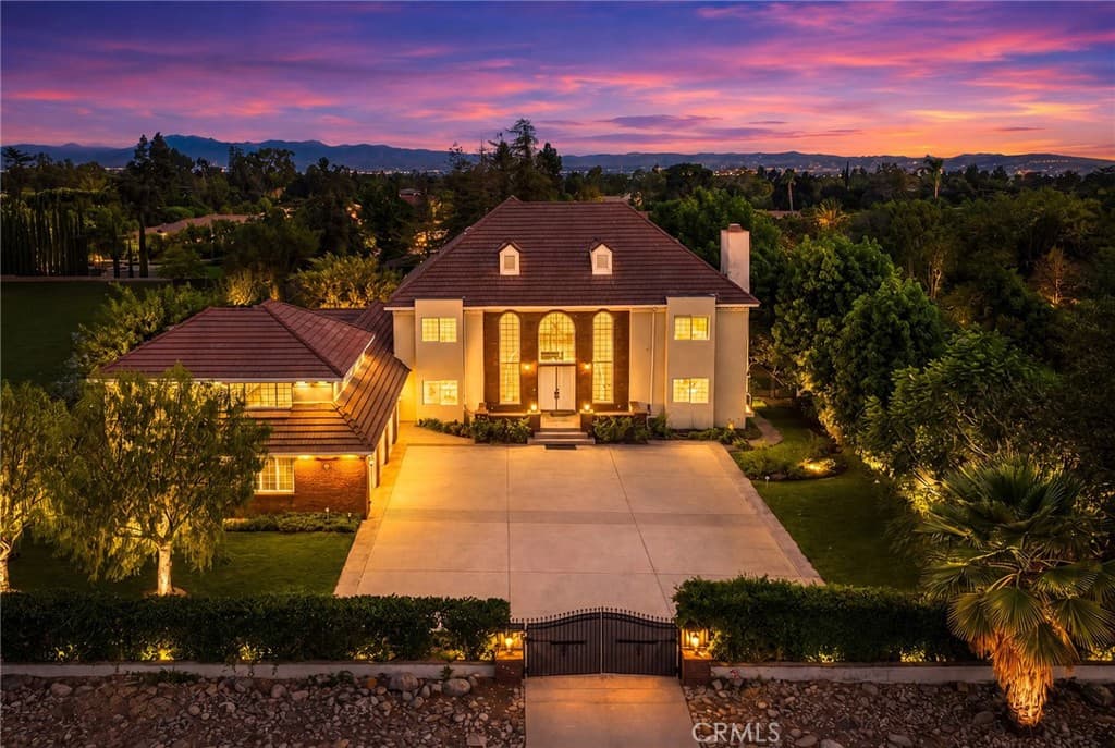 Home at 648 Pomello Drive, Claremont — photo 1 of 12