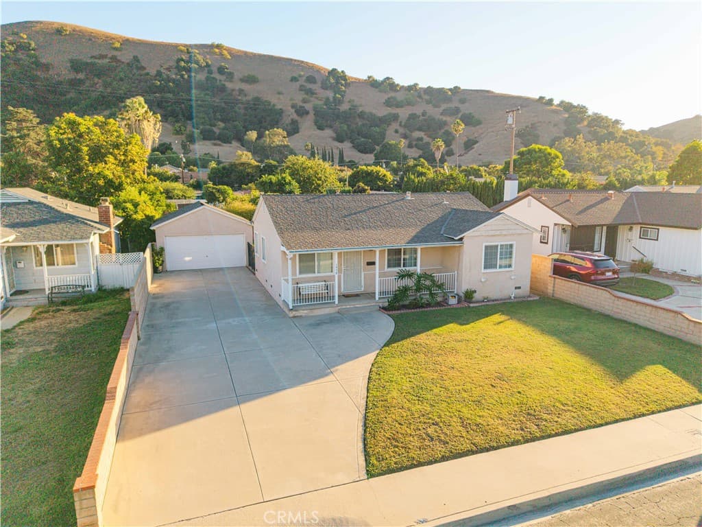 Home at 1938 Grier, Pomona — photo 3 of 12