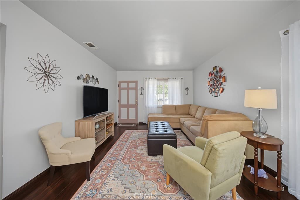 Home at 1938 Grier, Pomona — photo 4 of 12
