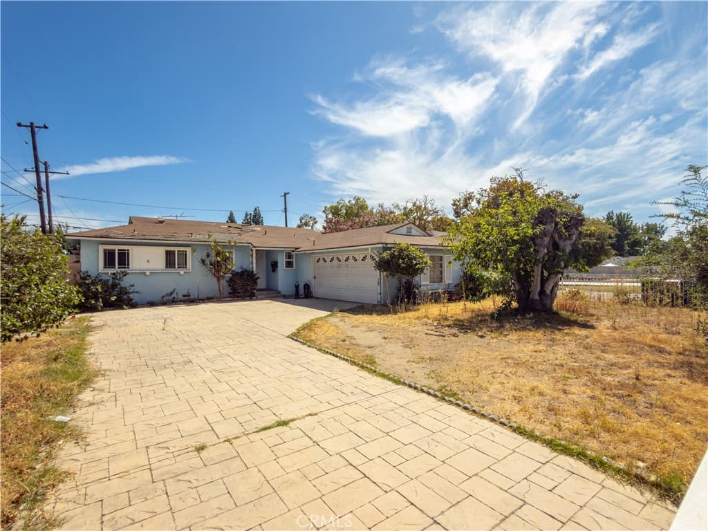 Home at 612 Verde Vista Avenue, Pomona — photo 2 of 12