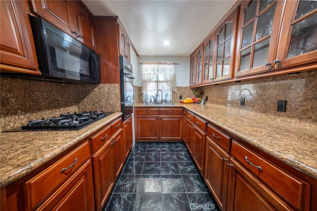 Condo at 4048 Maxson A, El Monte — photo 4 of 12