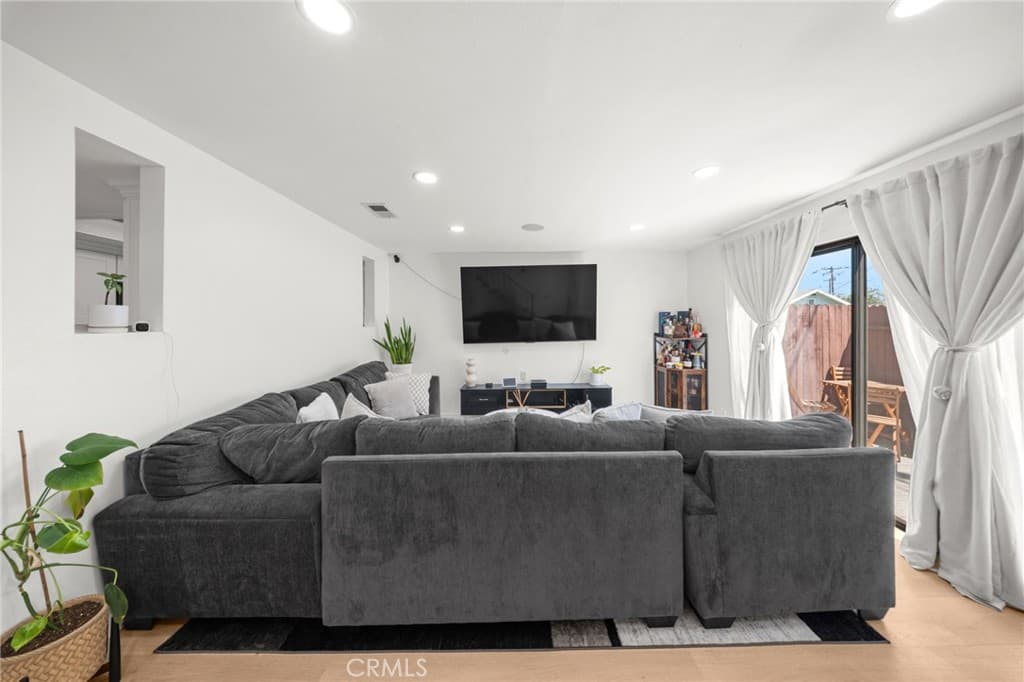 Condo at 2729 Central H, El Monte — photo 7 of 12