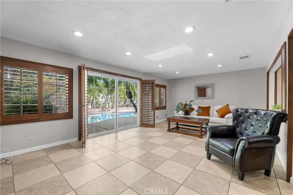 Home at 438 Cabana, La Puente — photo 12 of 12