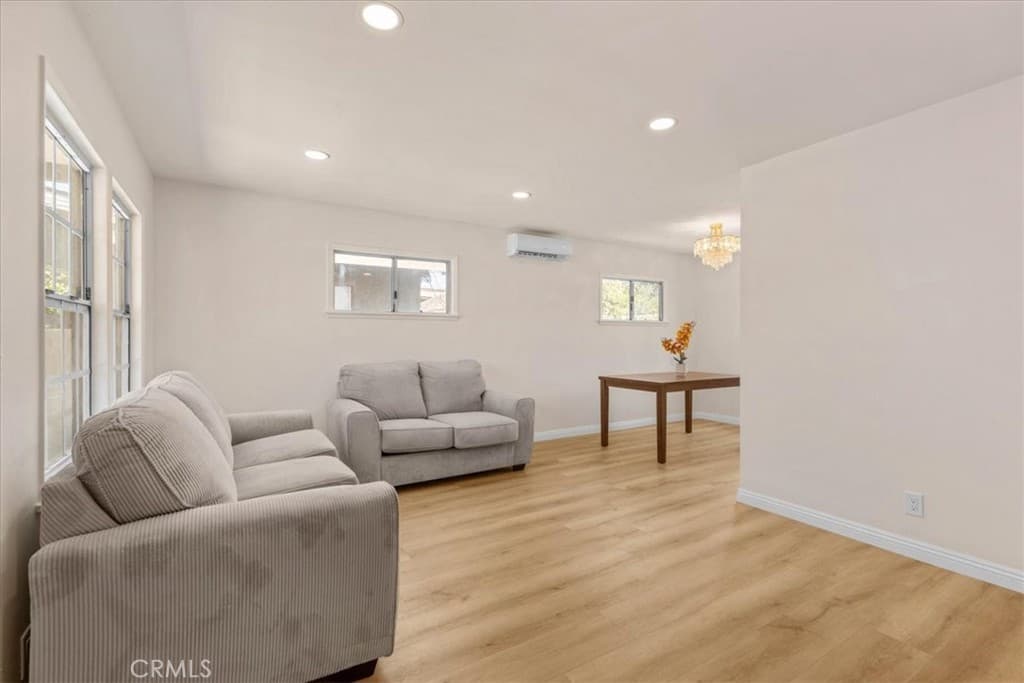 Home at 806 Sunkist Avenue, La Puente — photo 3 of 12