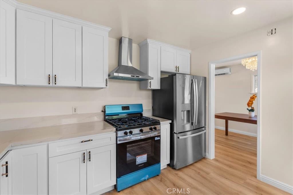 Home at 806 Sunkist Avenue, La Puente — photo 10 of 12