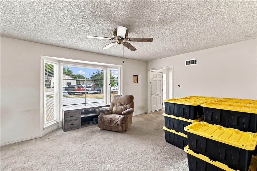 Home at 868 James Place, Pomona — photo 6 of 12