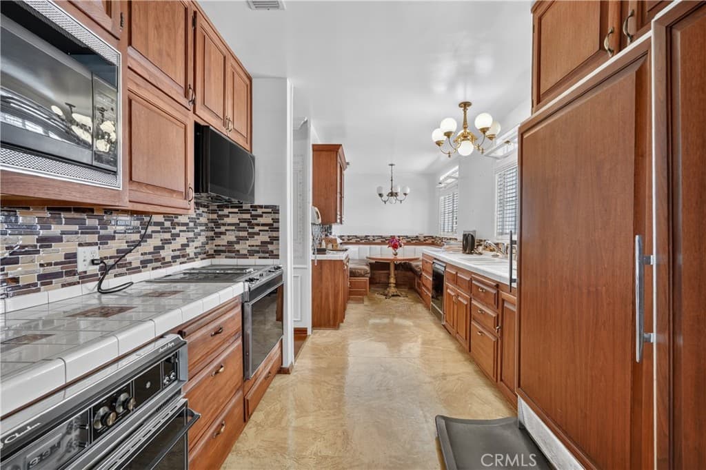 Home at 2418 S Buenos Aires, Covina — photo 12 of 12