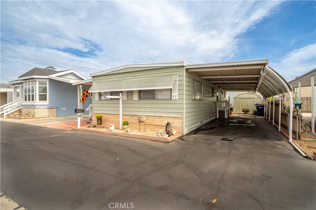 Home at 1630 W Covina Boulevard 60, San Dimas — photo 4 of 12