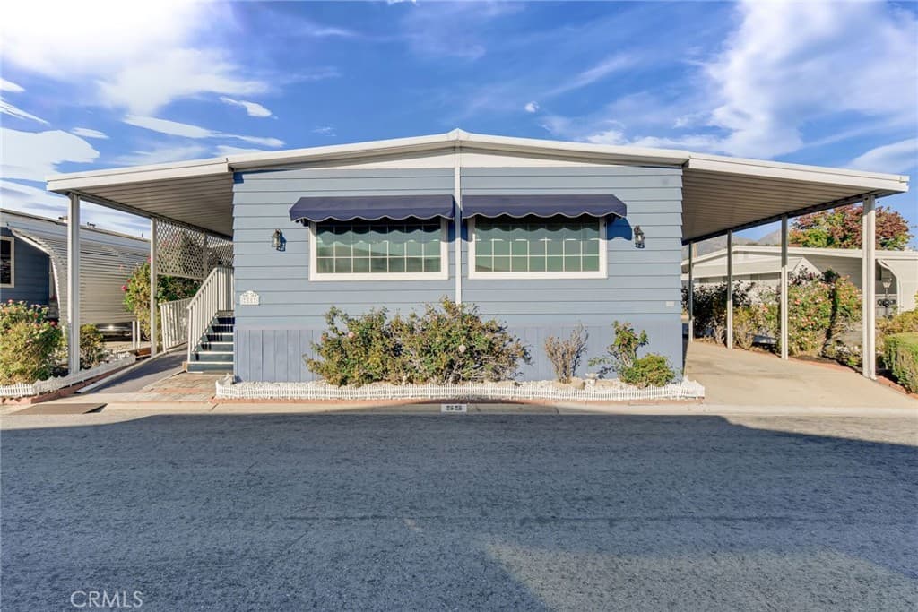 Home at 3945 Bradford 55, La Verne — photo 3 of 12