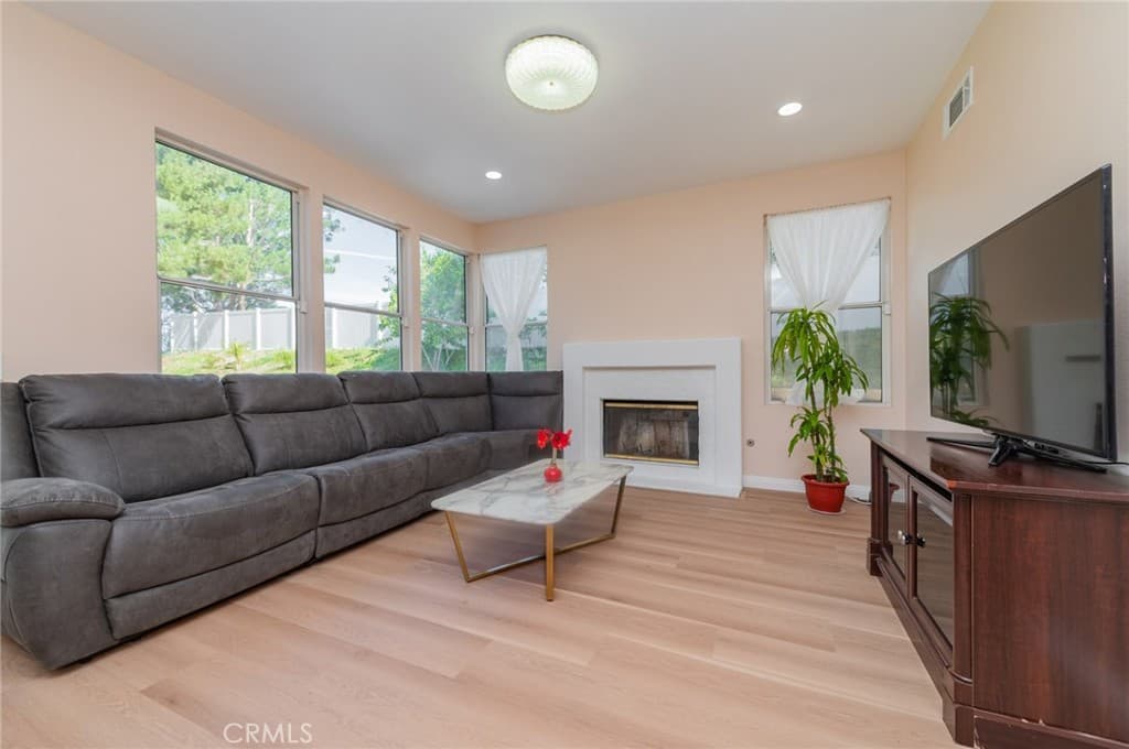Home at 18907 Bentley, Rowland Heights — photo 10 of 12