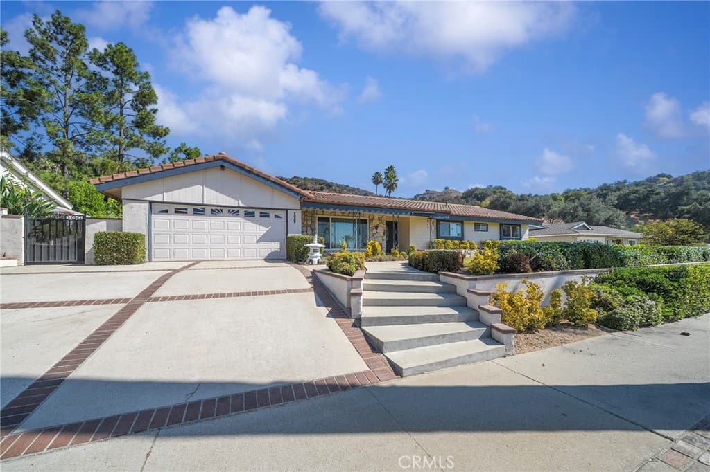 Home at 1029 Coronet Street, Glendora — photo 1 of 12
