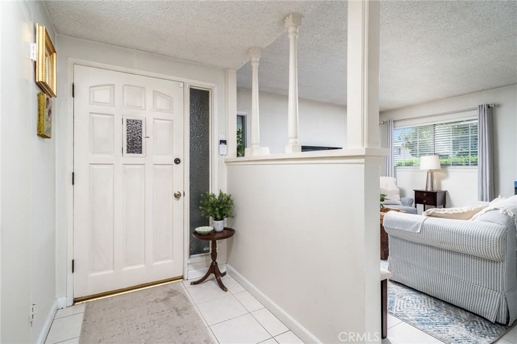 Home at 2549 College Lane, La Verne — photo 4 of 12