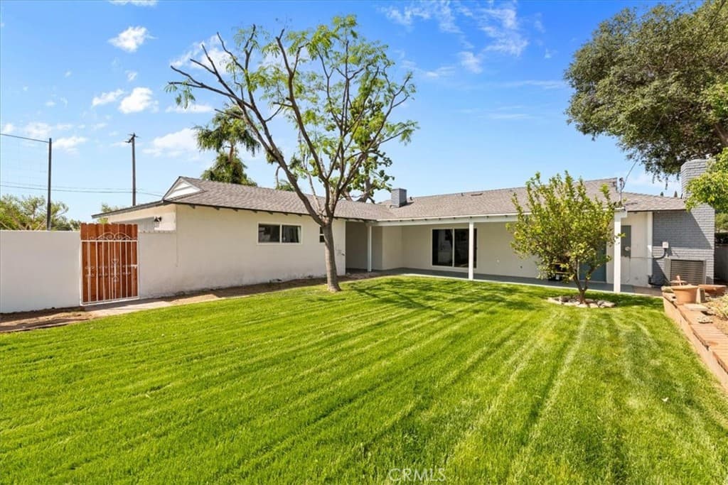 Home at 4108 Garey, Claremont — photo 2 of 12