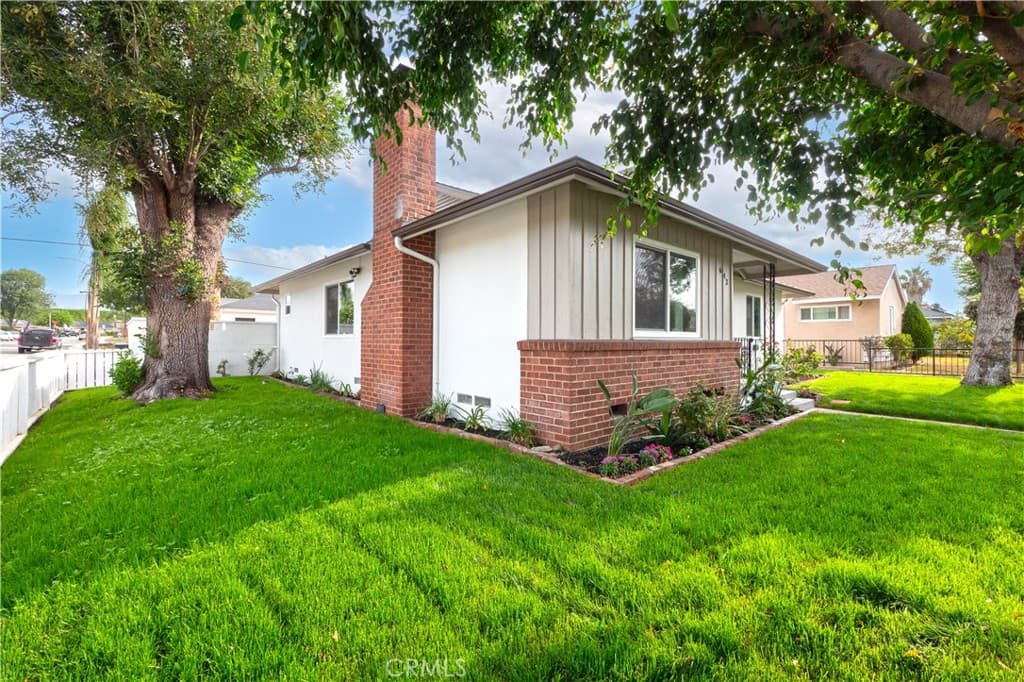 Home at 643 San Bernardino Avenue, Pomona — photo 8 of 12