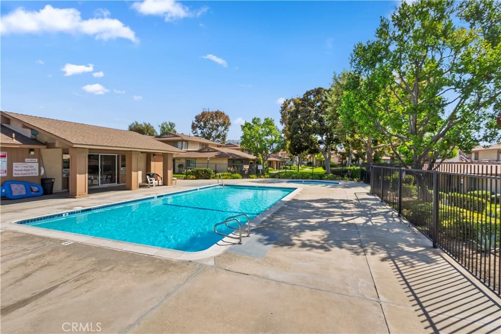 Townhouse at 1409 Forest Glen Drive 133, Hacienda Heights — photo 5 of 12