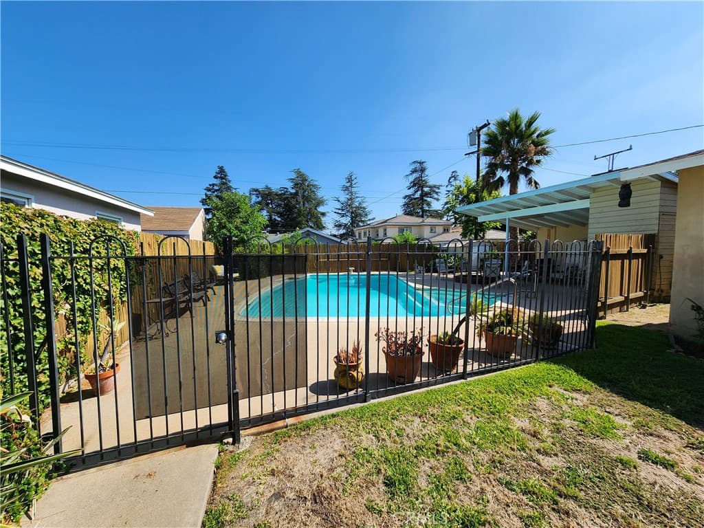 Home at 9844 E Lemon, Arcadia — photo 2 of 11