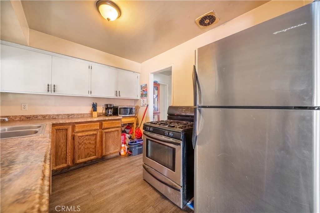 Home at 14843 Prichard, La Puente — photo 11 of 12