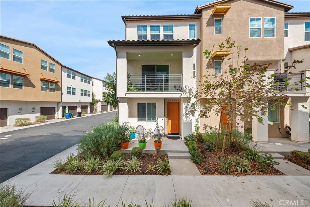 Condo at 667 Lemon Lane, Covina — photo 1 of 12