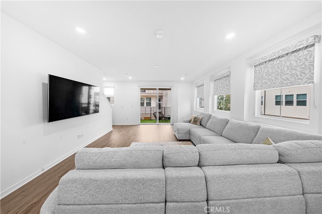 Condo at 667 Lemon Lane, Covina — photo 12 of 12