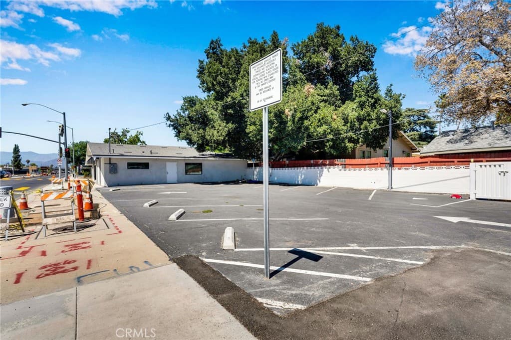 Home at 1192 N Garey, Pomona — photo 4 of 12