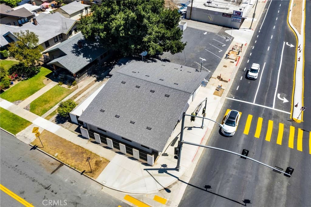 Home at 1192 N Garey, Pomona — photo 8 of 12