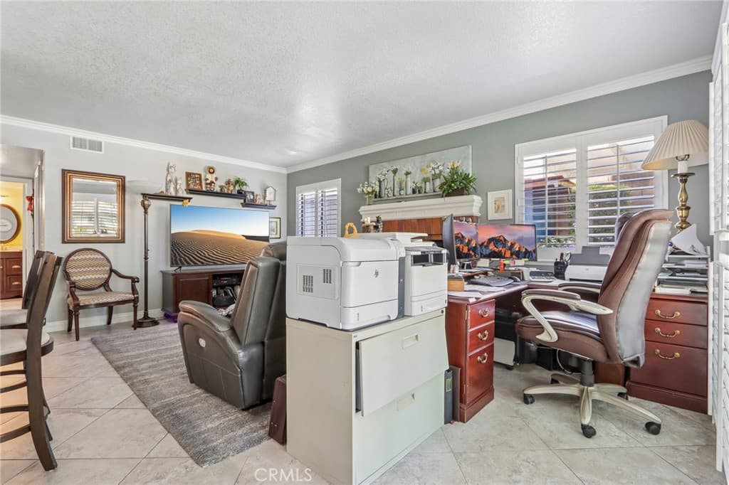 Home at 4914 Calle El Toro, La Verne — photo 11 of 12