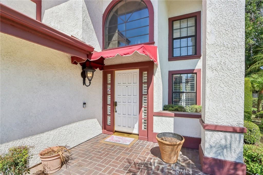 Home at 4914 Calle El Toro, La Verne — photo 3 of 12