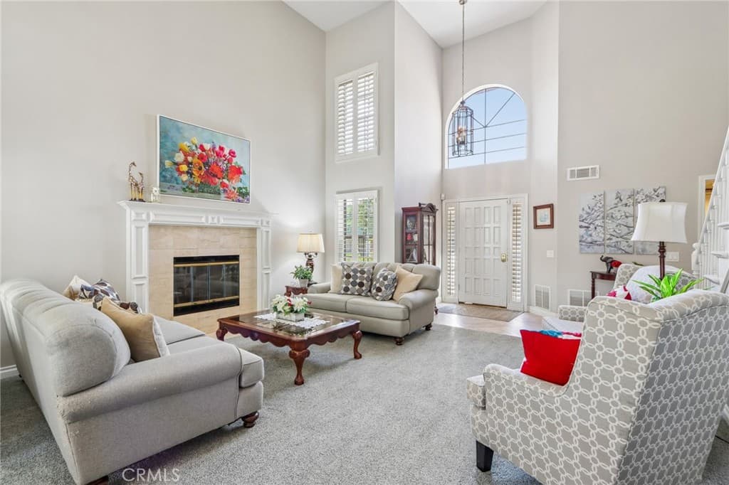 Home at 4914 Calle El Toro, La Verne — photo 5 of 12