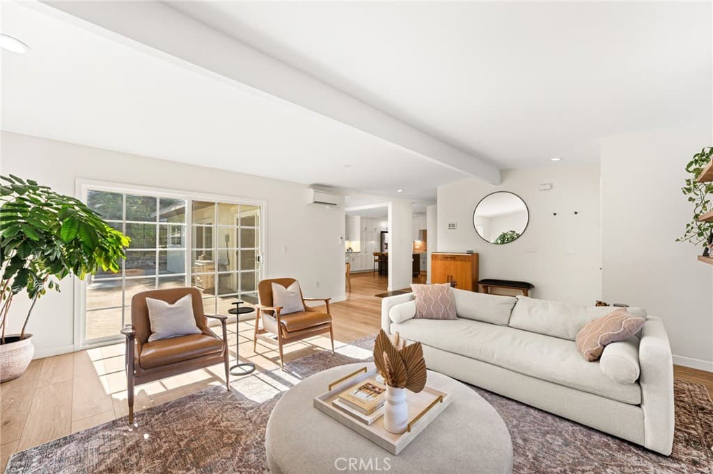 Home at 1686 Longwood Avenue, Claremont — photo 11 of 12